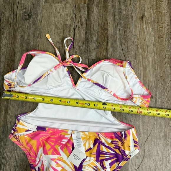 Cupshe • Recycled Sunlit Forest Low Back One Piece - Picture 11 of 12